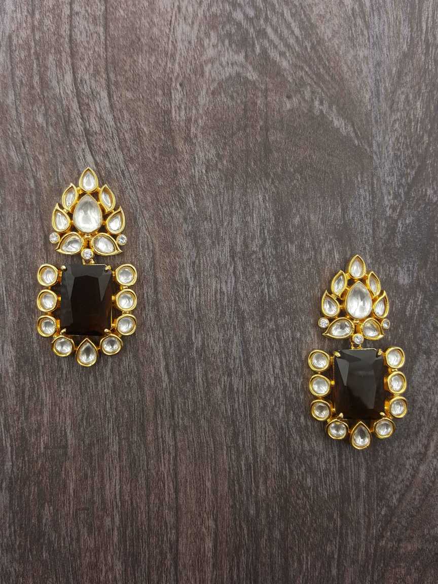 boutique-earring-ERBQ20599BWHG
