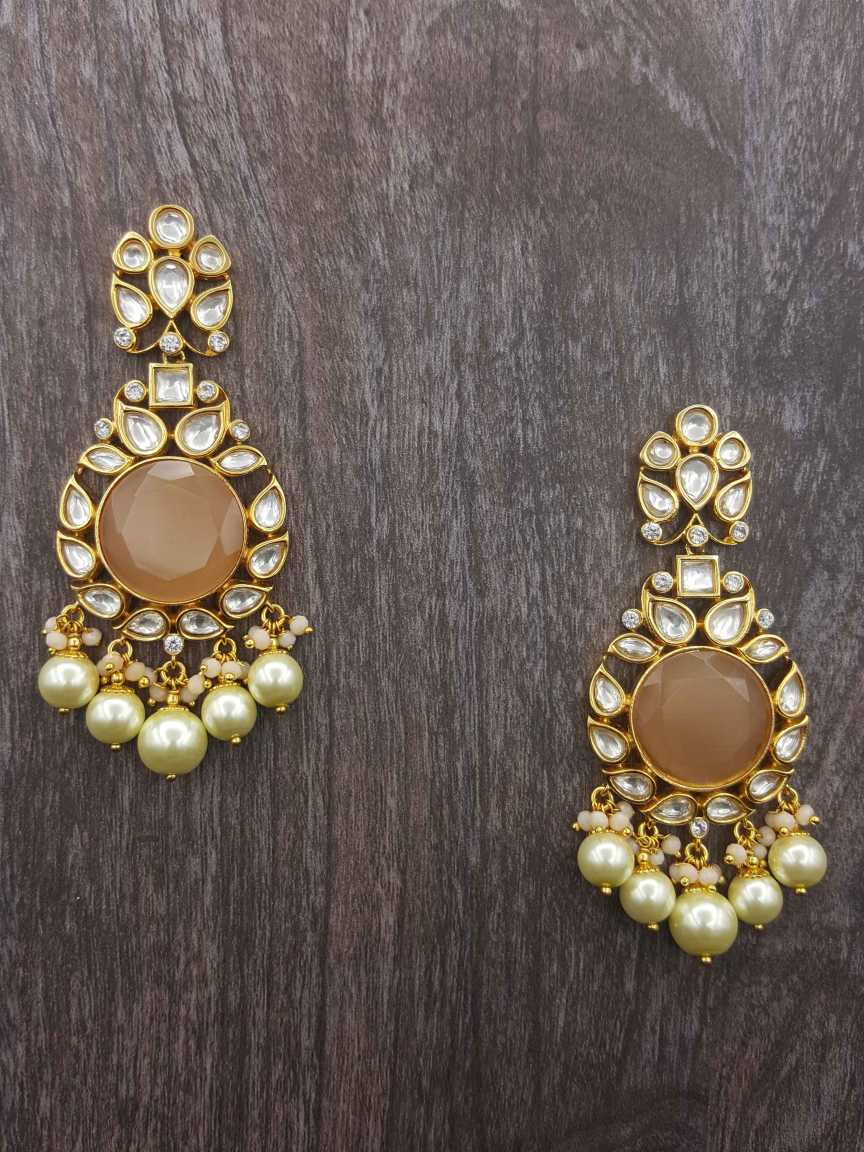 EARRING in BOUTIQUE Style | Design - 20633