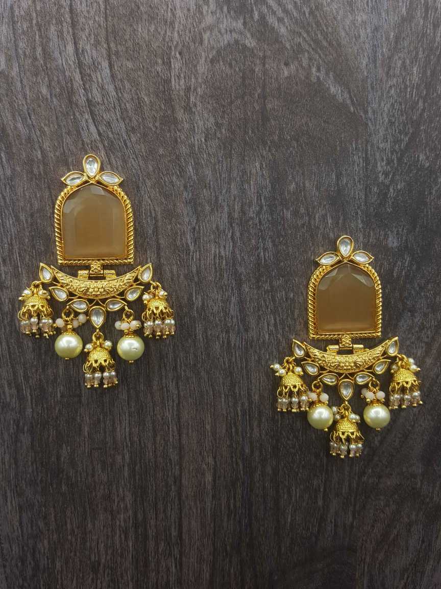 EARRING in BOUTIQUE Style | Design - 20648