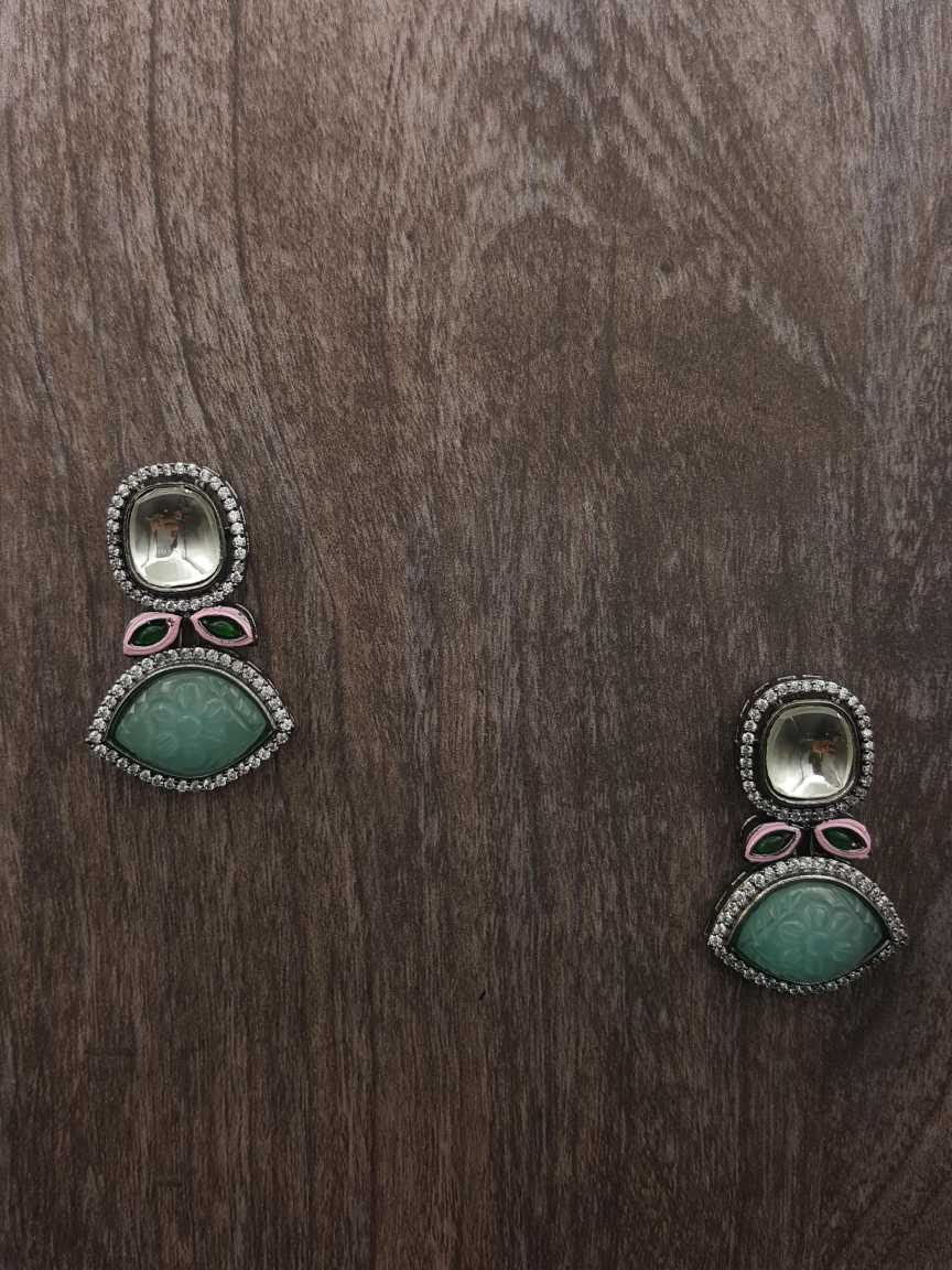 boutique-earring-ERBQ20688GMPKBD