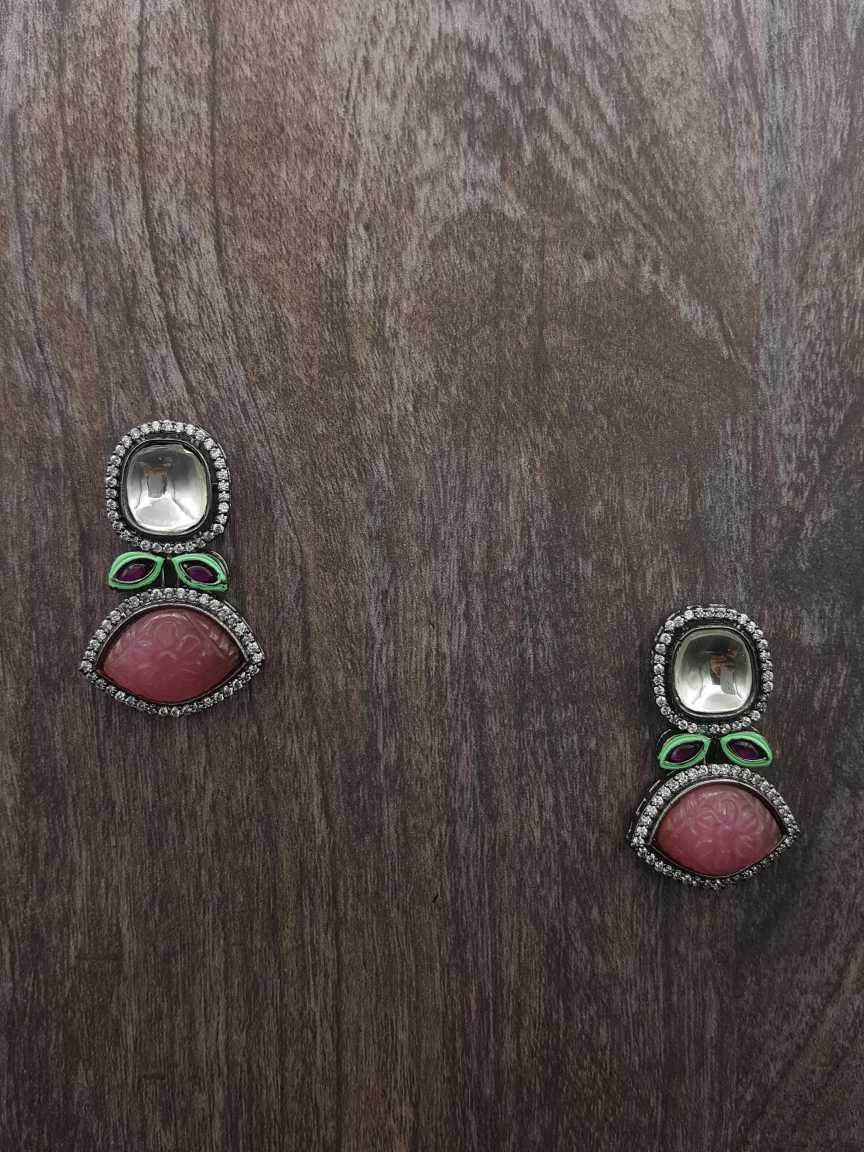 boutique-earring-ERBQ20688PKGMBD
