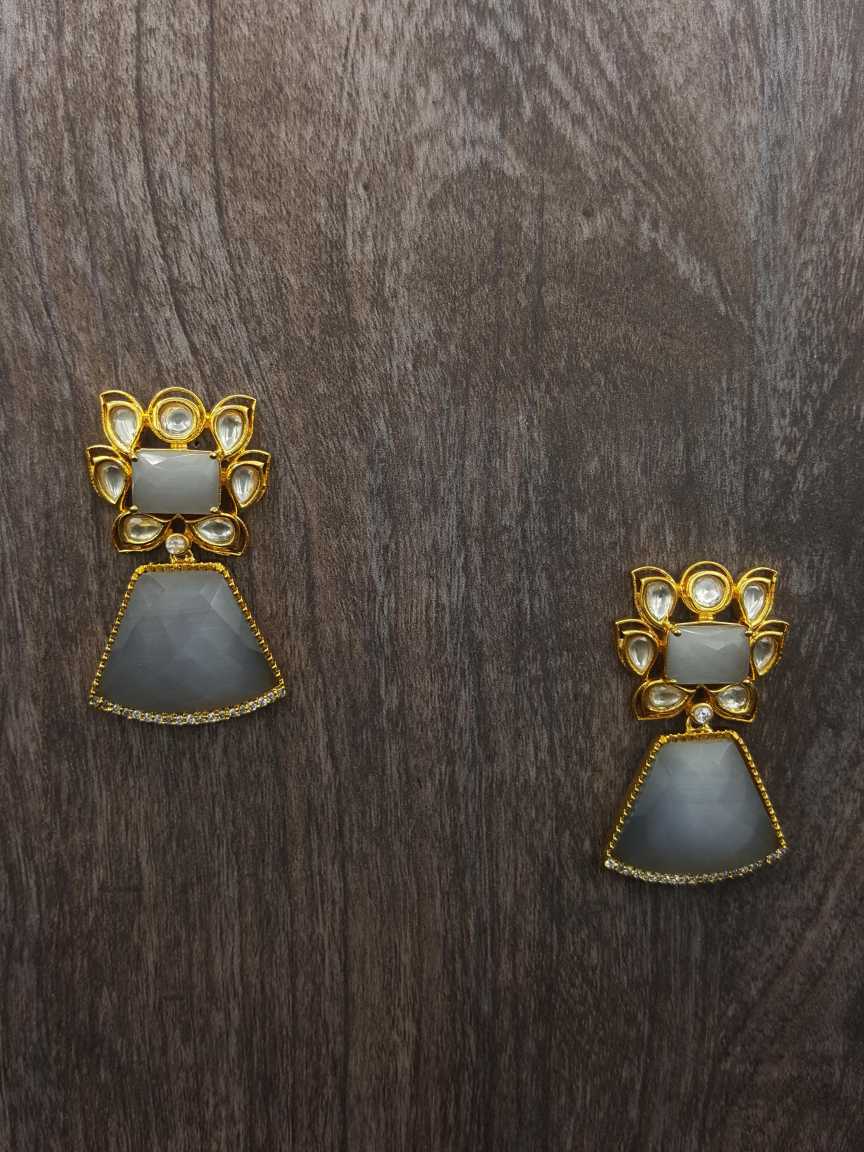 boutique-earring-ERBQ20751GYHG