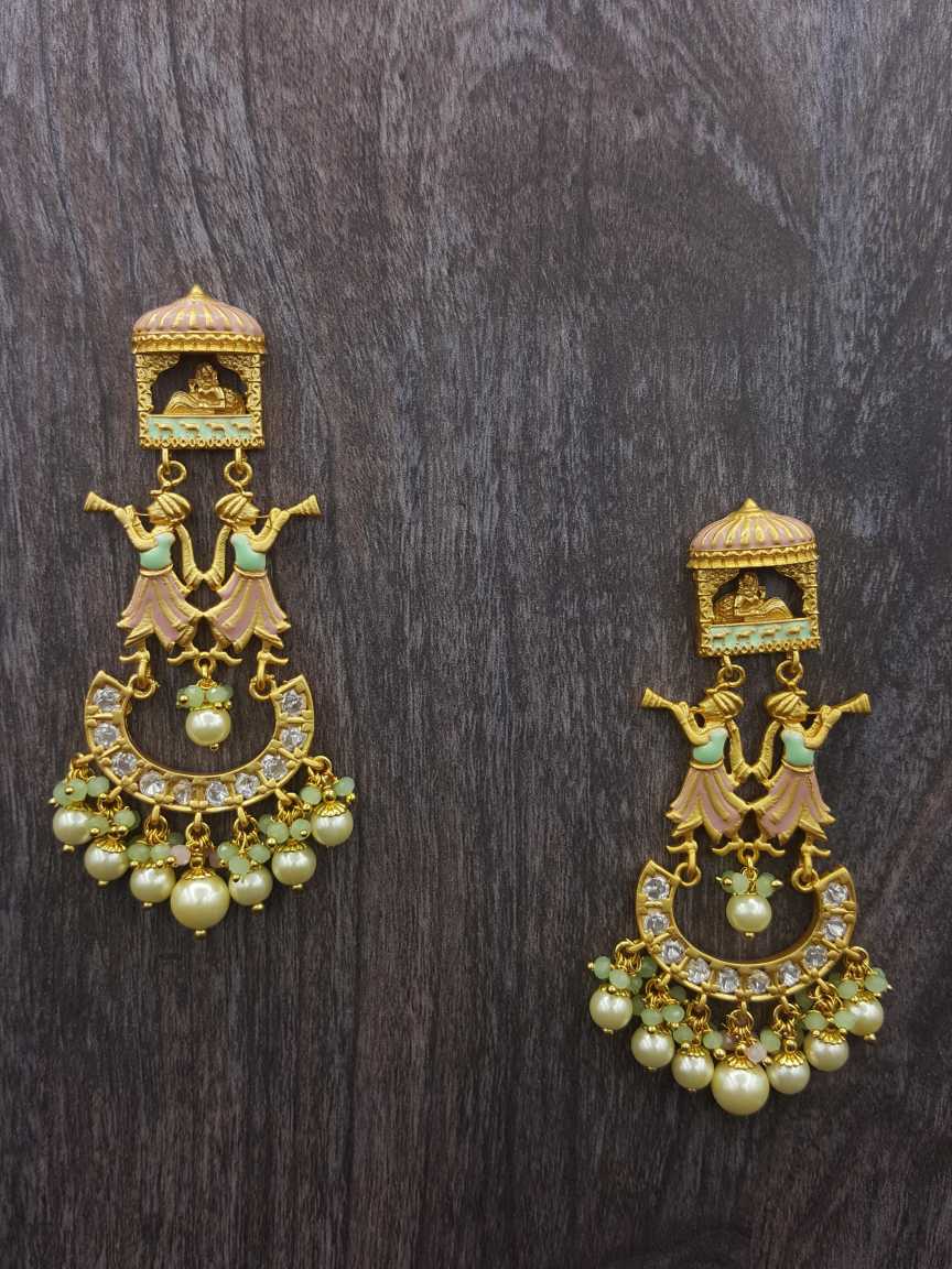 boutique-earring-ERBQ20771GMPKHG