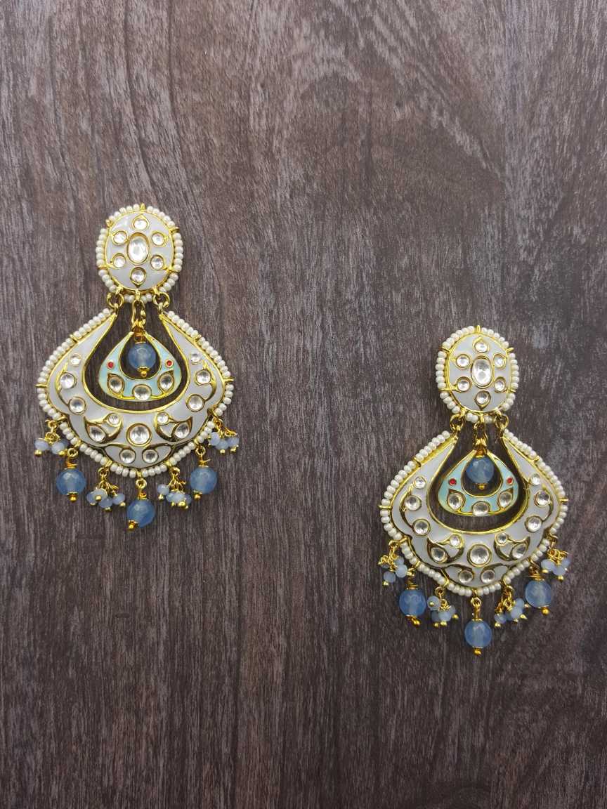EARRING in BOUTIQUE Style | Design - 20781