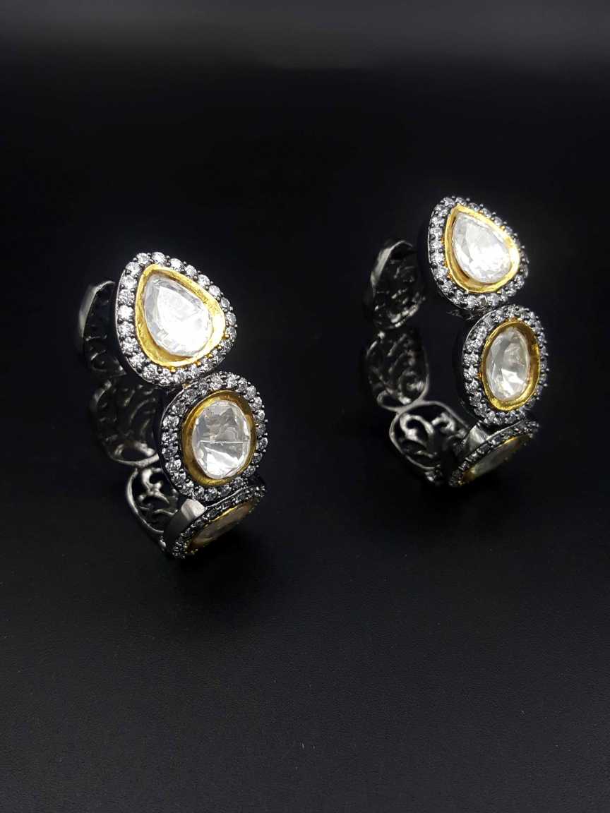 boutique-earring-ERBQ20850CLVC