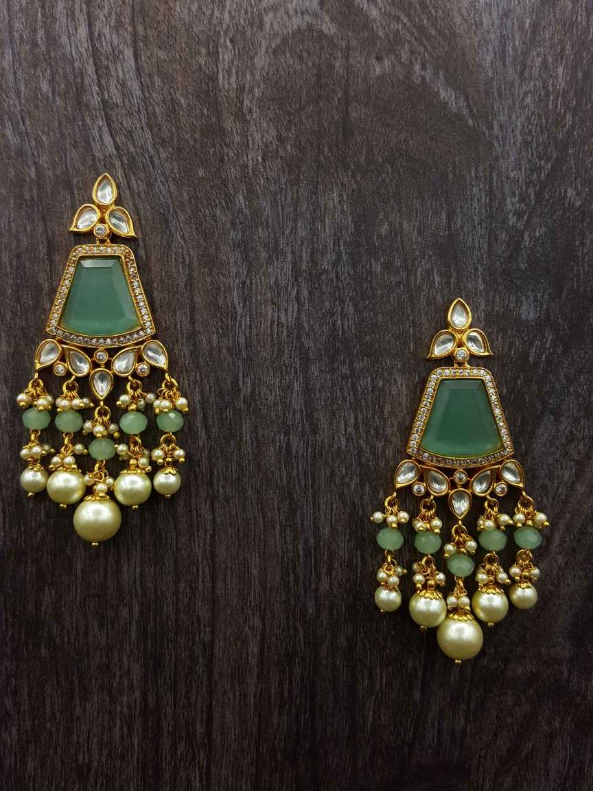boutique-earring-ERBQ20862GMHG