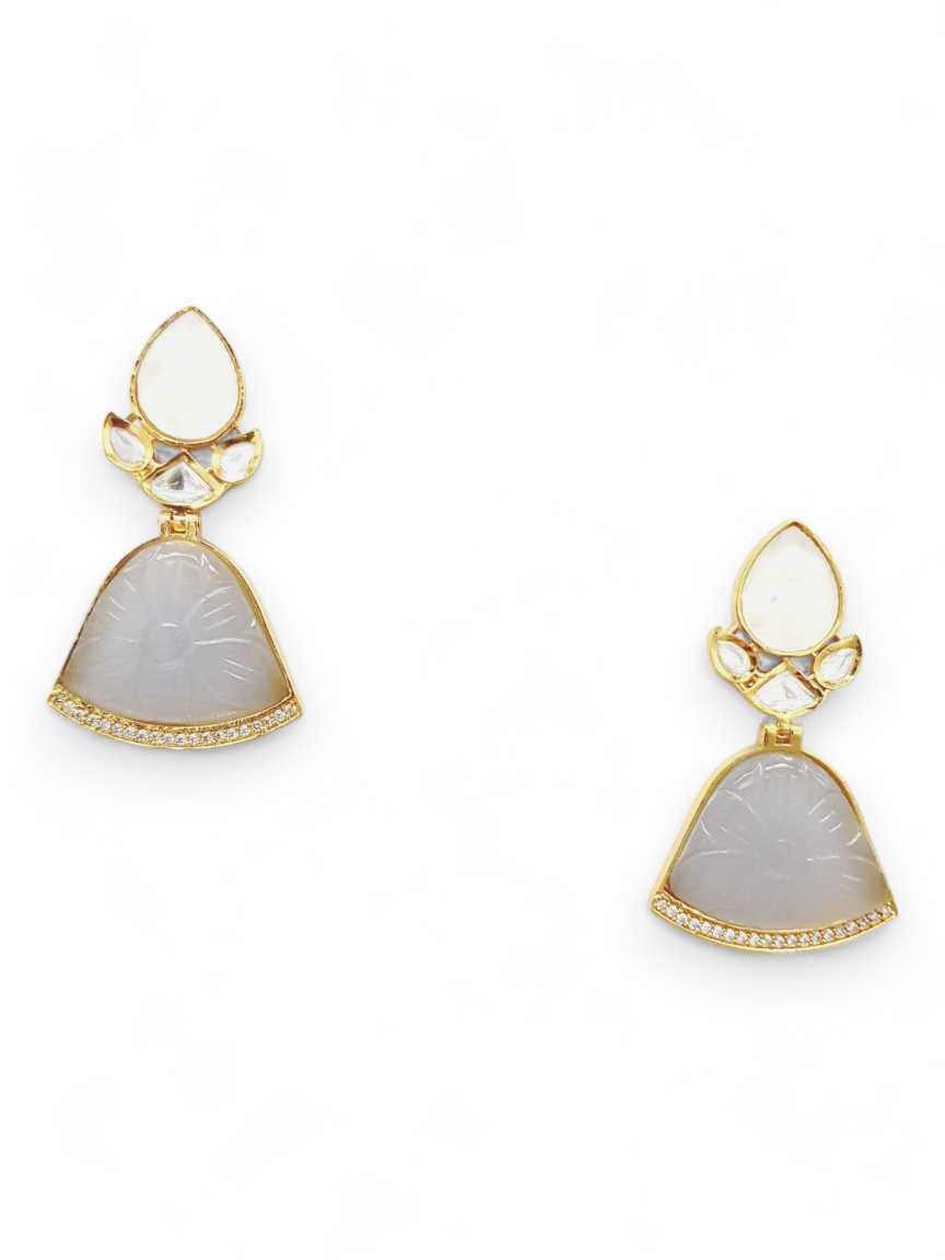 boutique-earring-ERBQ21161GYHG
