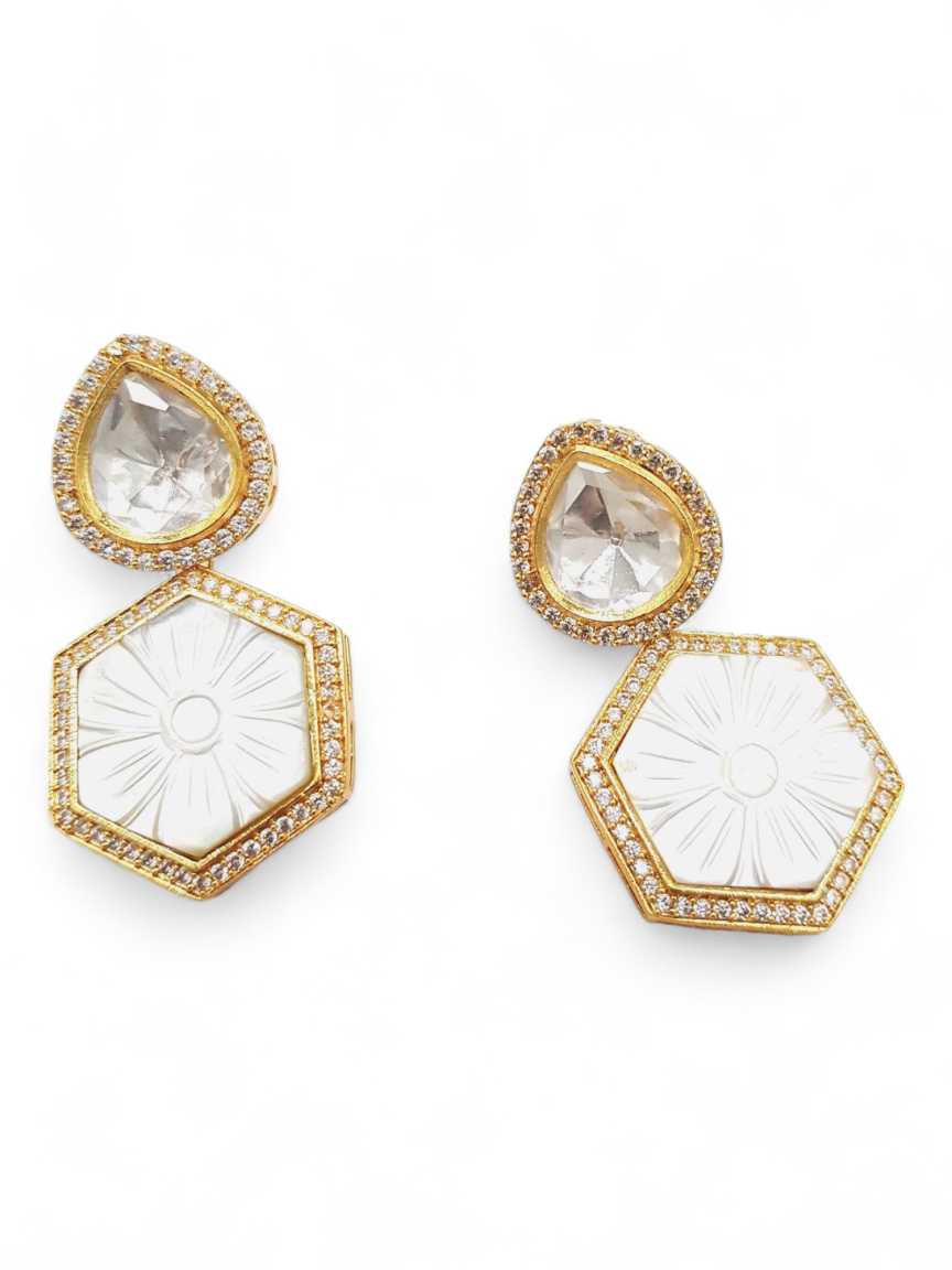 boutique-earring-ERBQ21163WHHG