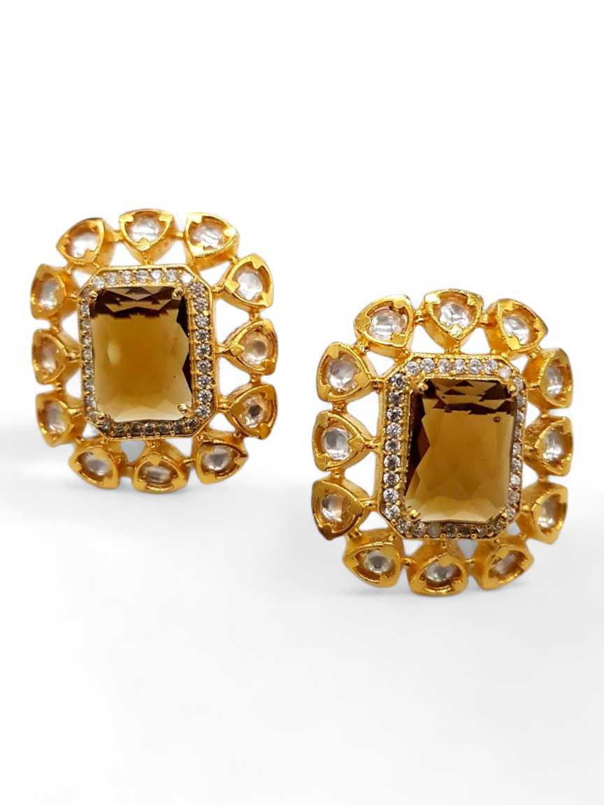 boutique-earring-ERBQ21178BWHG