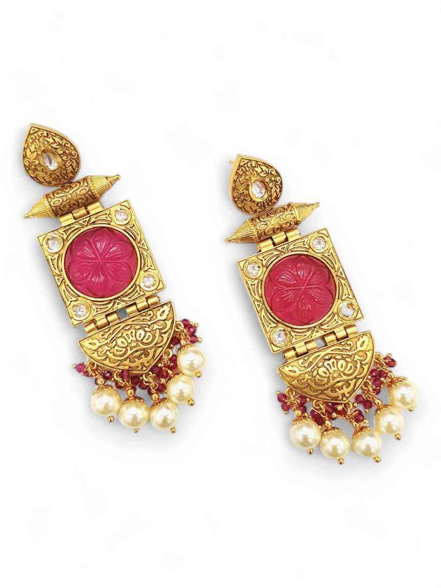 boutique-earring-ERBQ21191RBGT