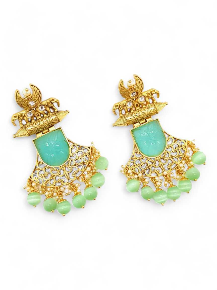 EARRING in BOUTIQUE Style | Design - 21194