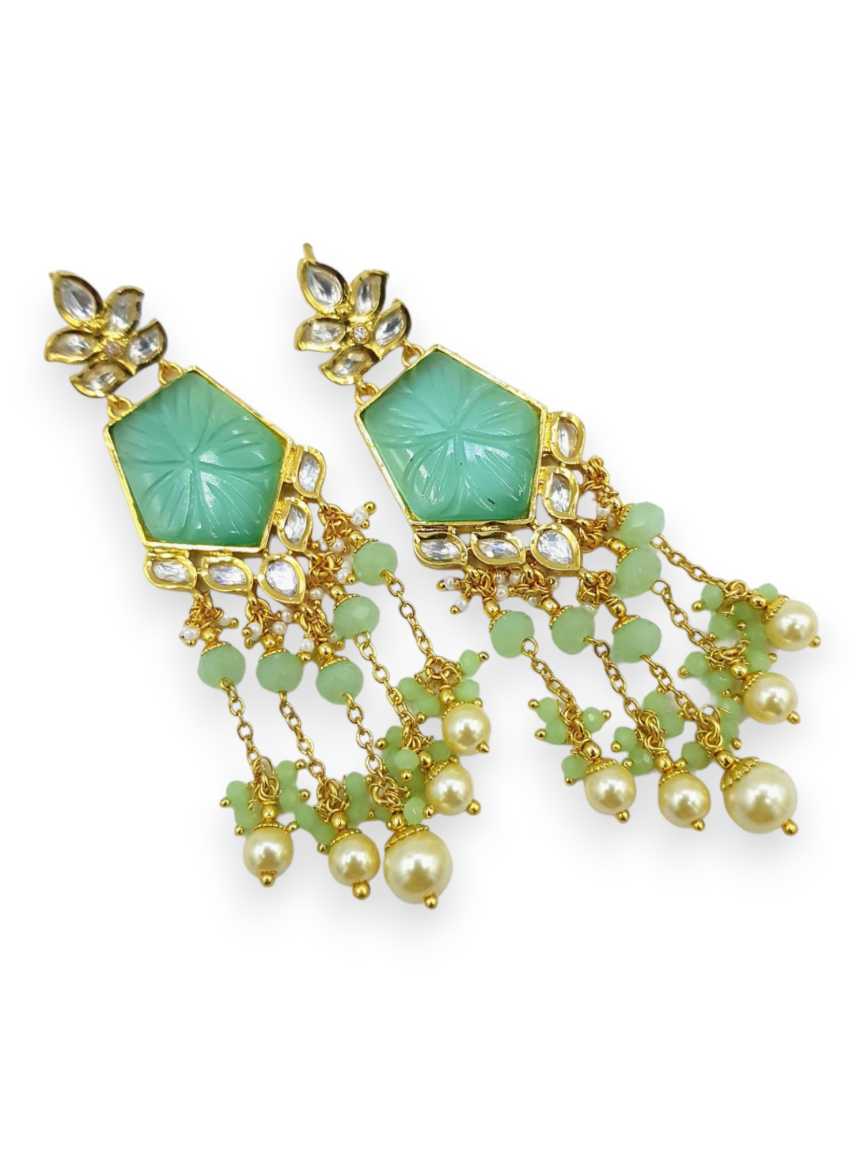 EARRING in BOUTIQUE Style | Design - 21438