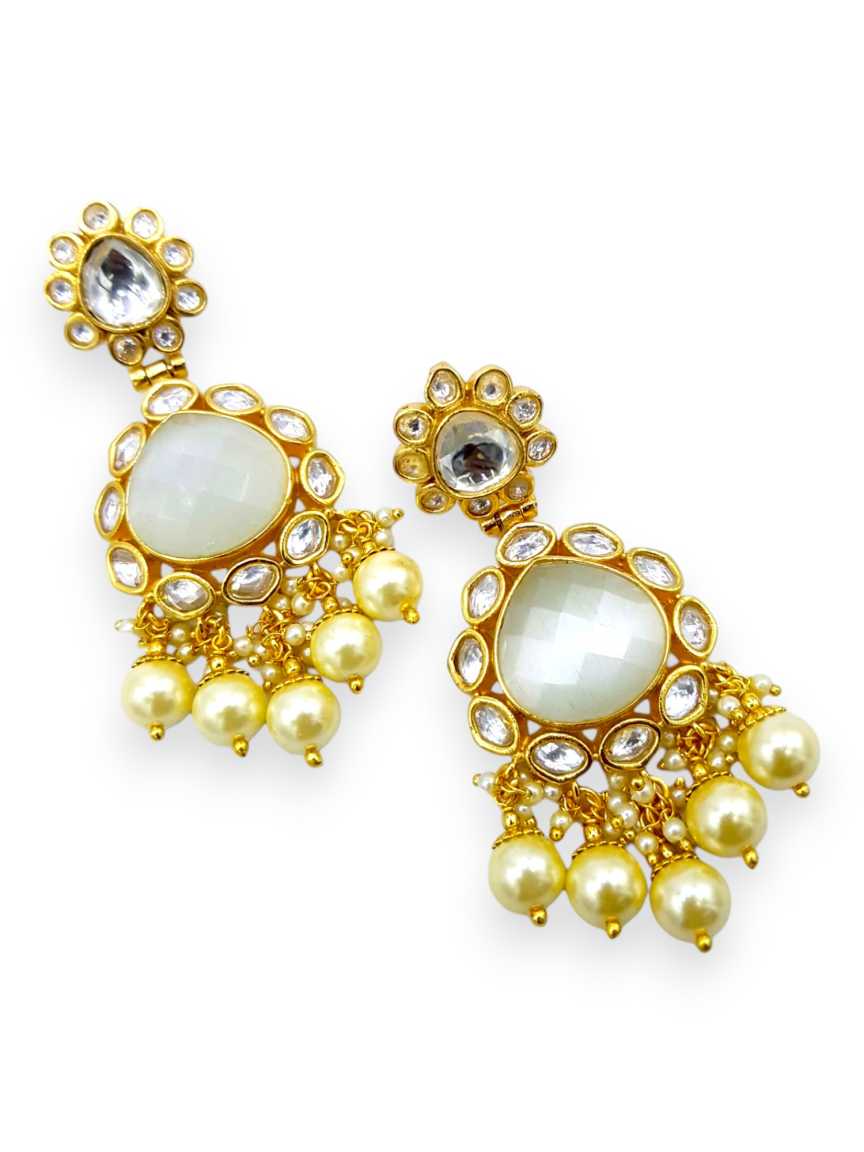 boutique-earring-ERBQ21473WHHG