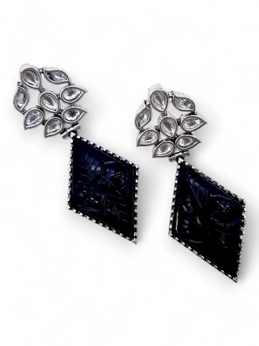 boutique-earring-ERBQ21477BKRH