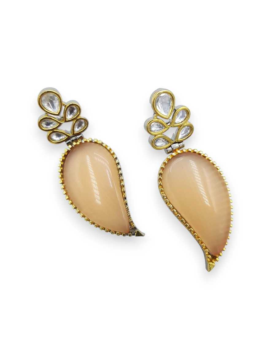 EARRING in BOUTIQUE Style | Design - 21574