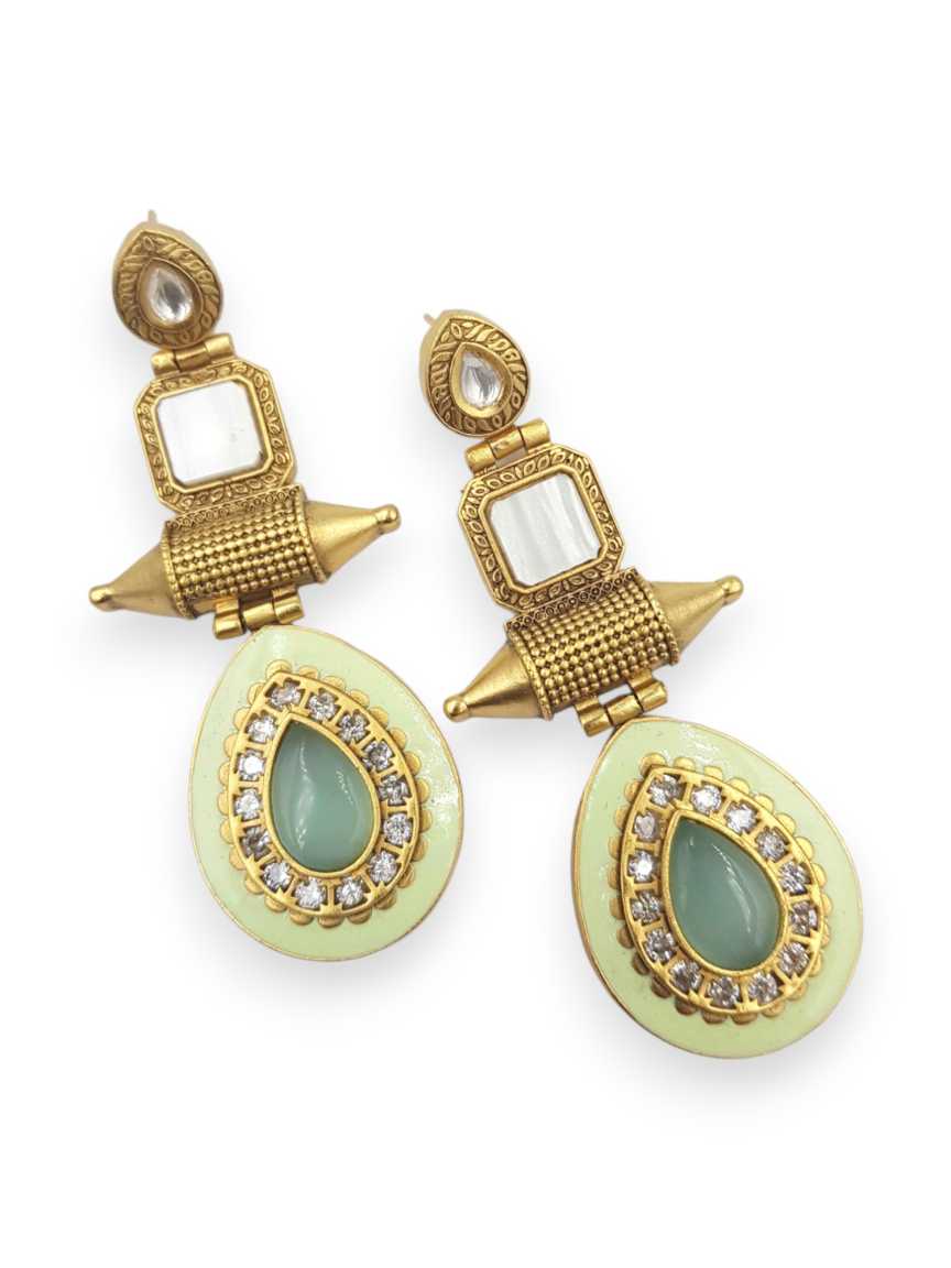boutique-earring-ERBQ21592GMGT