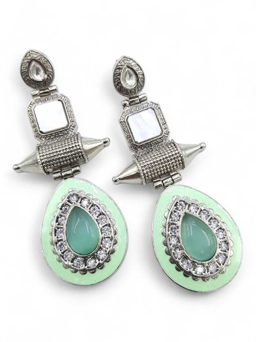 boutique-earring-ERBQ21592GMVC