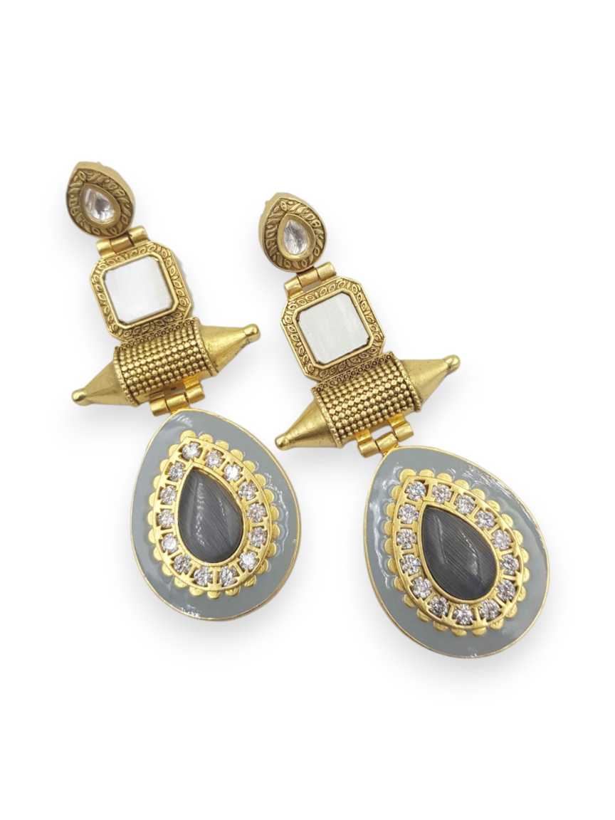 boutique-earring-ERBQ21592GYGT