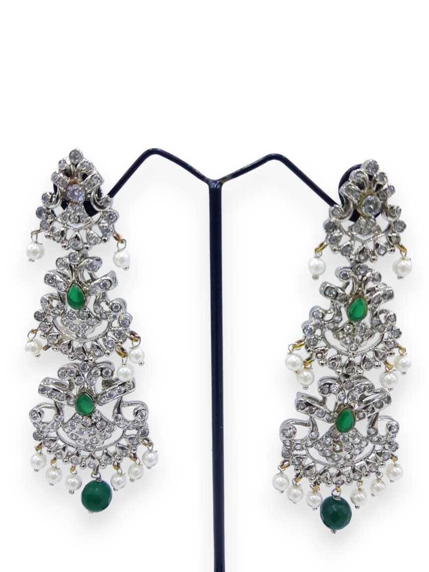 boutique-earring-ERBQ21661GNVC