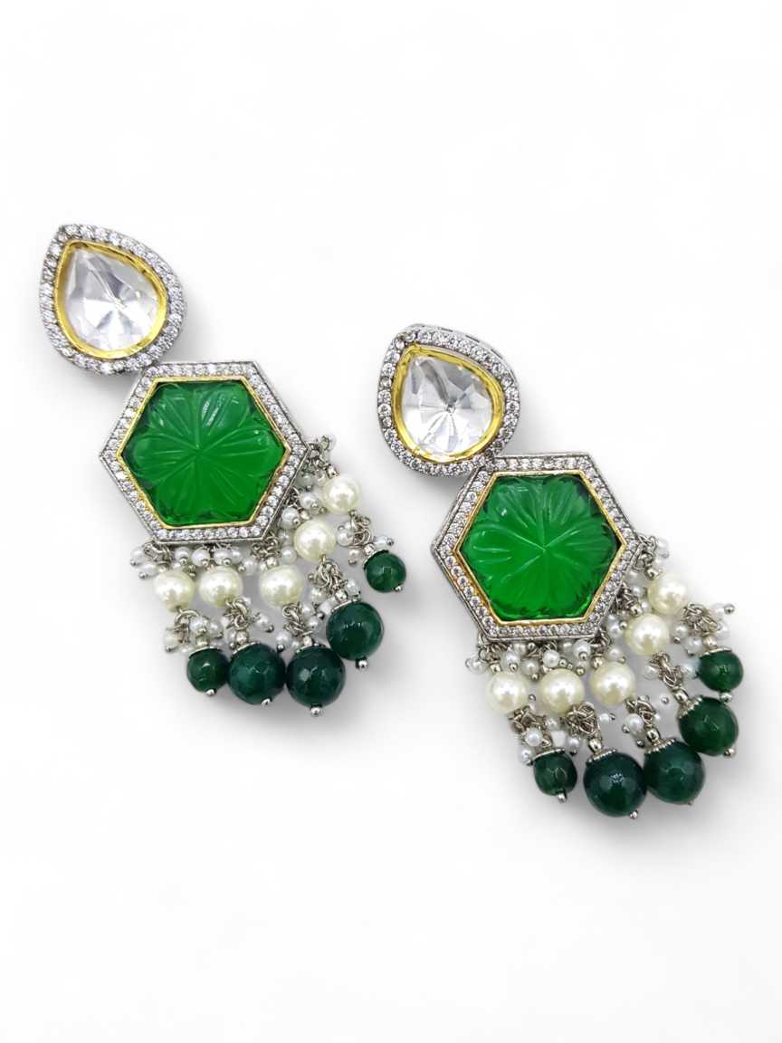 boutique-earring-ERBQ21677GNVC