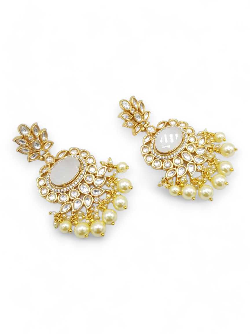 boutique-earring-ERBQ21721WHHG