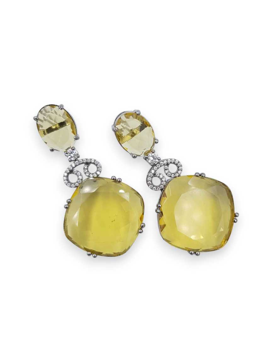 boutique-earring-ERBQ21909TZVC