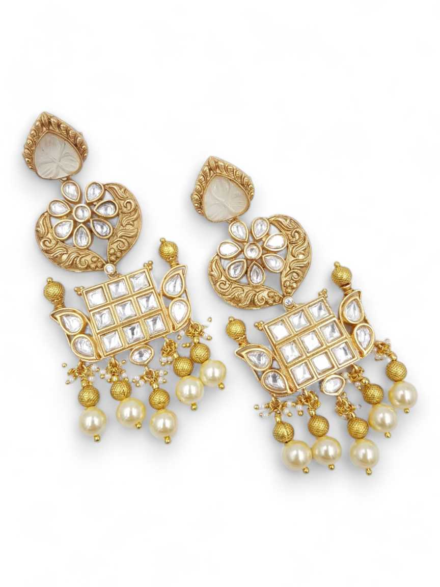 boutique-earring-ERBQ21926WHHG