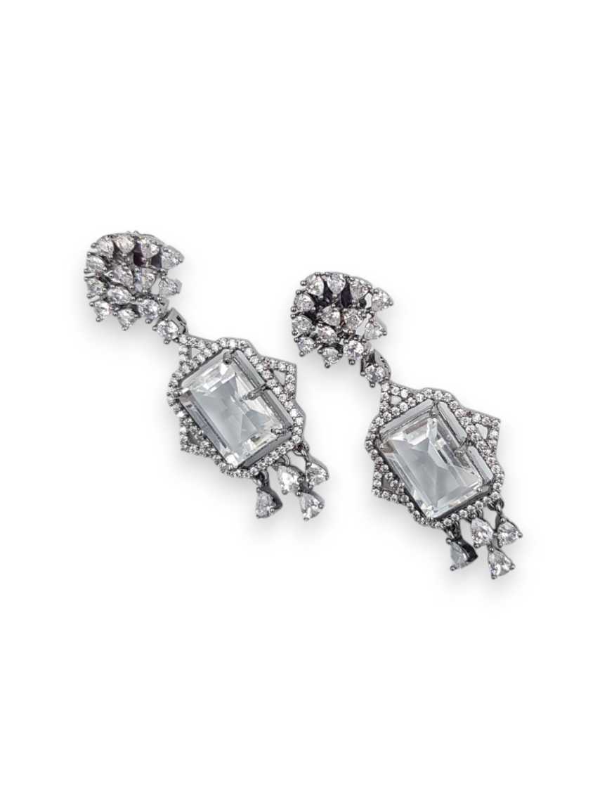boutique-earring-ERBQ22054CLVC