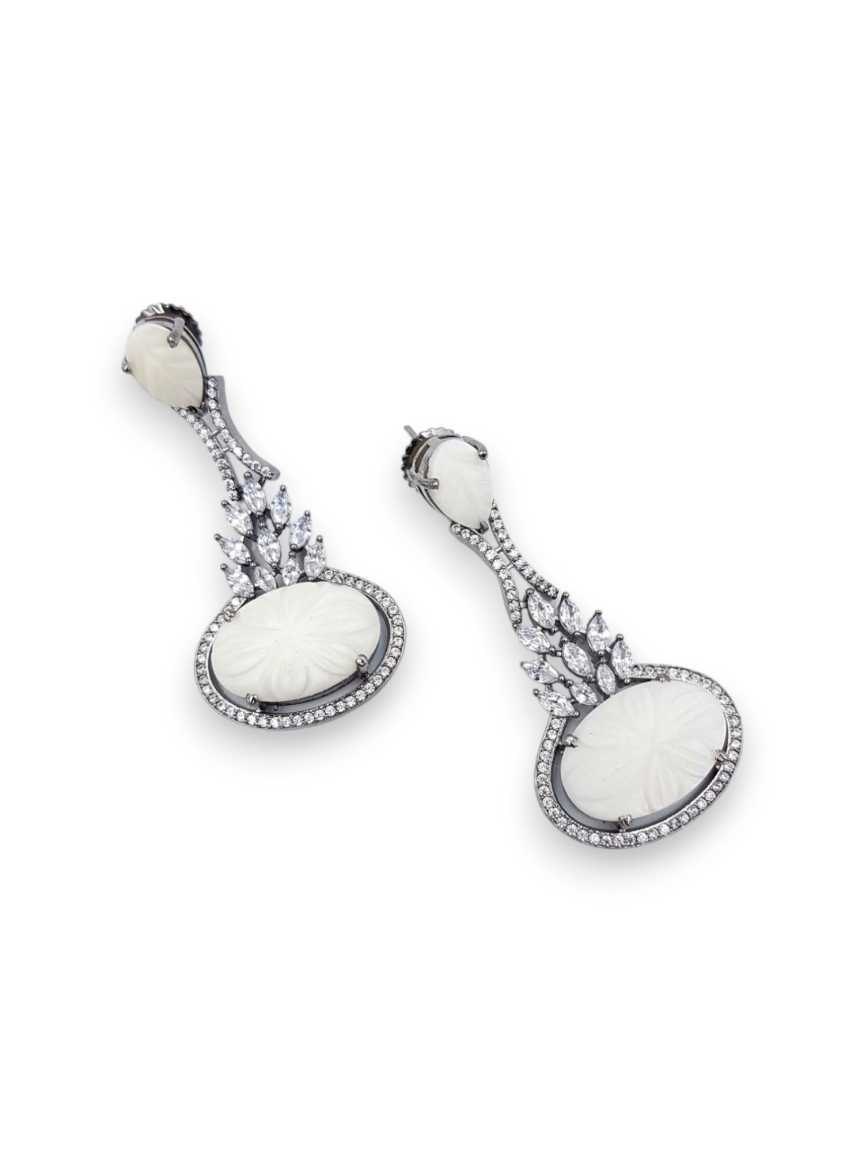 boutique-earring-ERBQ22094WHVC