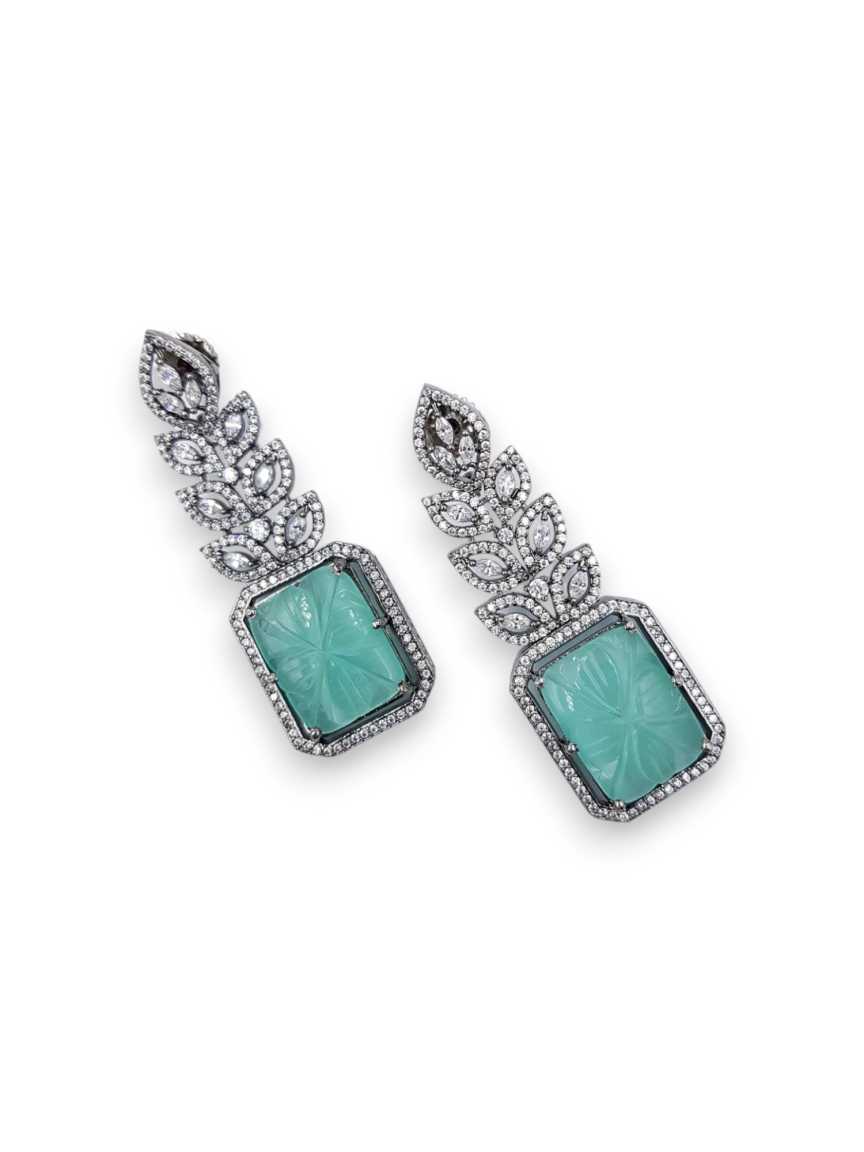 EARRING in BOUTIQUE Style | Design - 22096