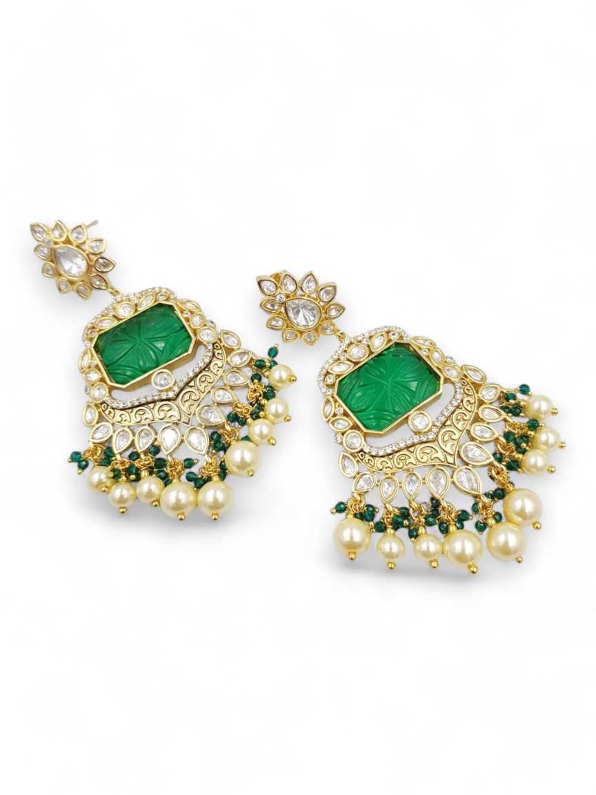 EARRING in BOUTIQUE Style | Design - 22107
