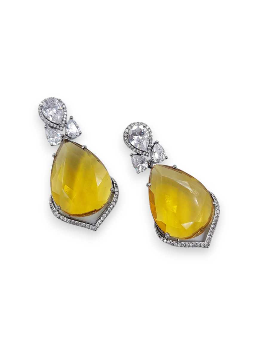 boutique-earring-ERBQ22287YLVC