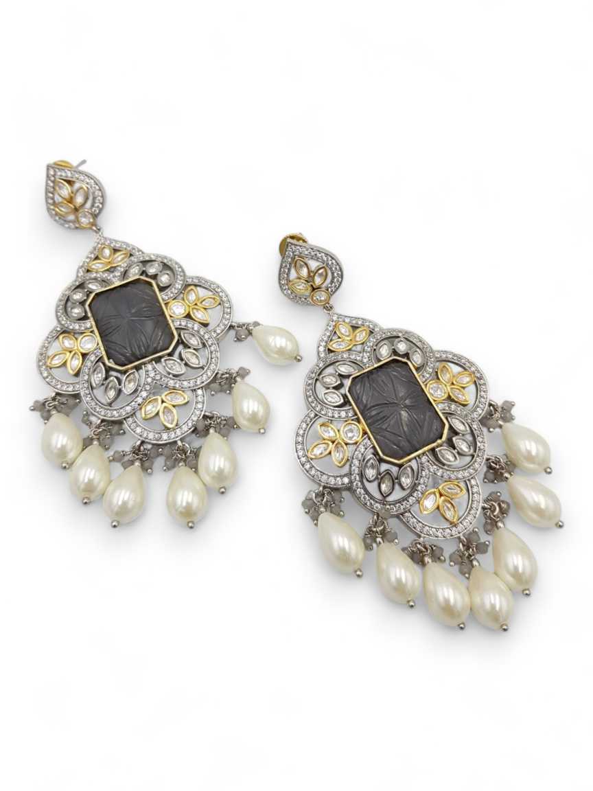 boutique-earring-ERBQ22317GYVC