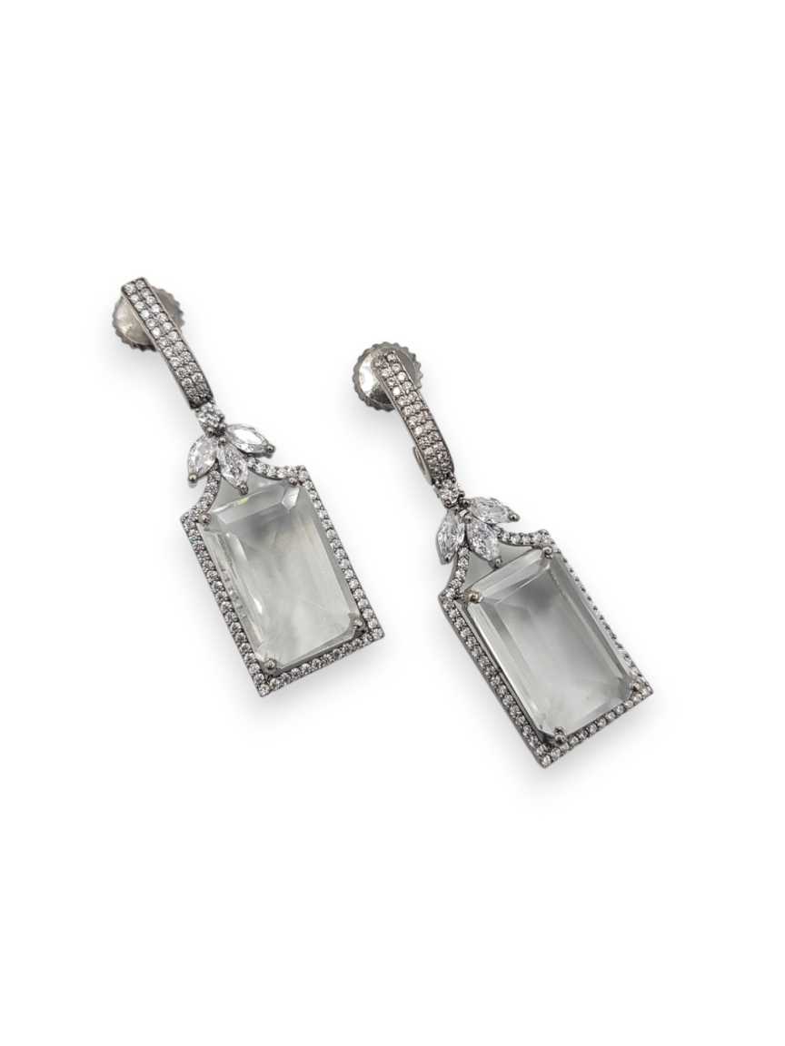 boutique-earring-ERBQ22413CLVC