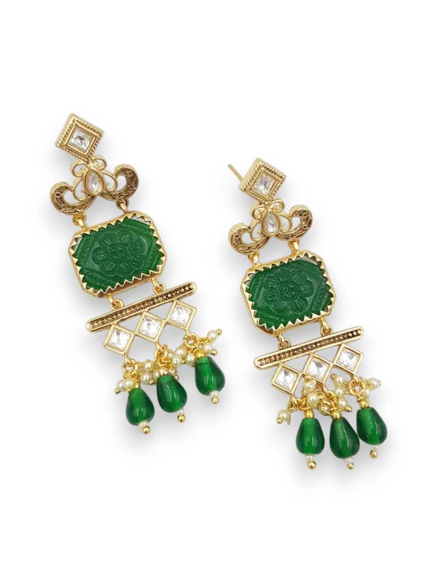 boutique-earring-ERBQ22869GNHG