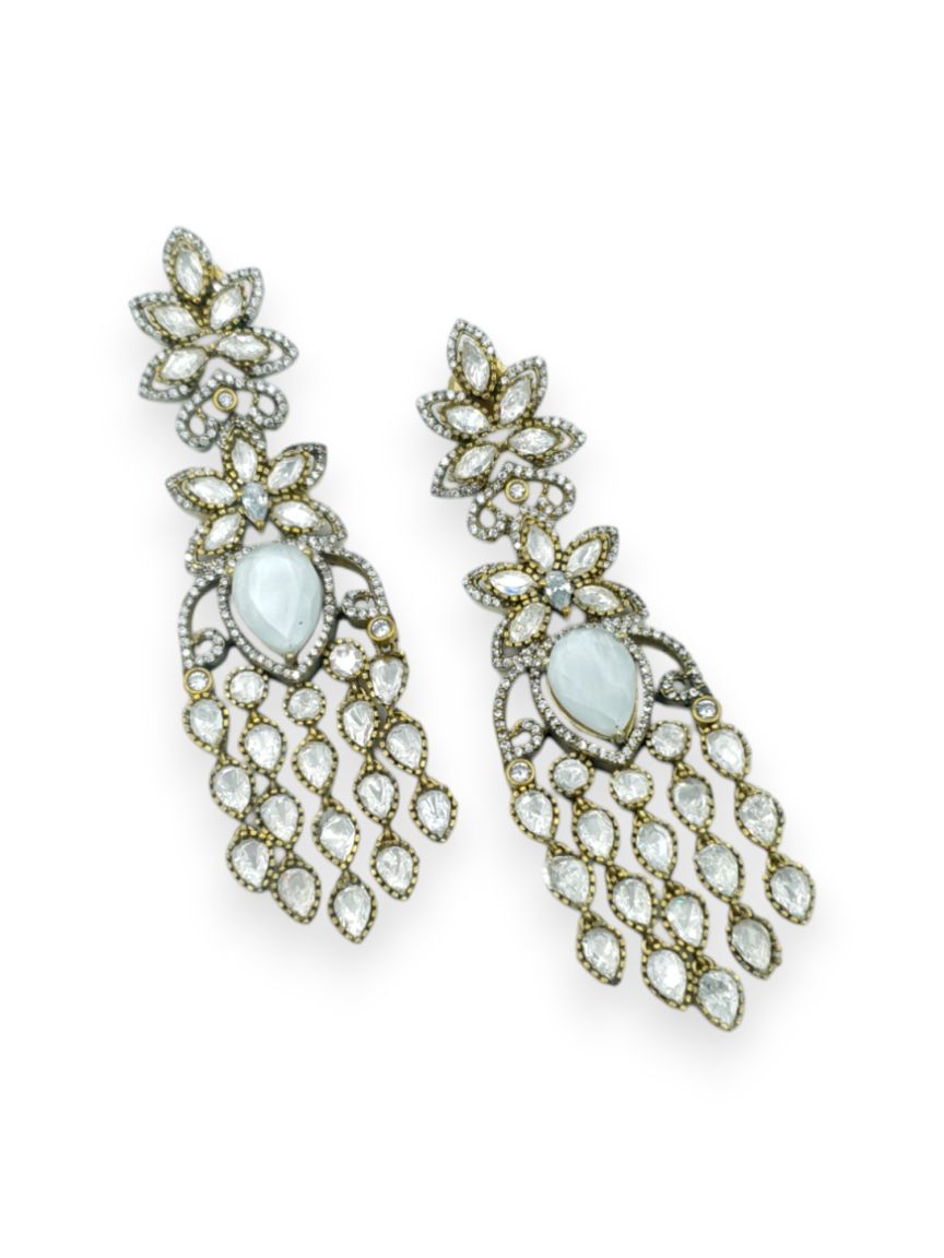 boutique-earring-ERBQ23633WHDG