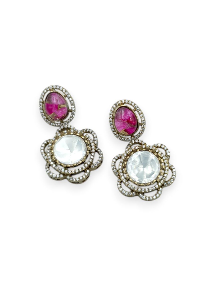 EARRING IN BOUTIQUE STYLE | DESIGN - 23781