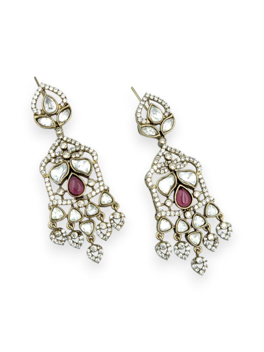 EARRING IN BOUTIQUE STYLE | DESIGN - 23928
