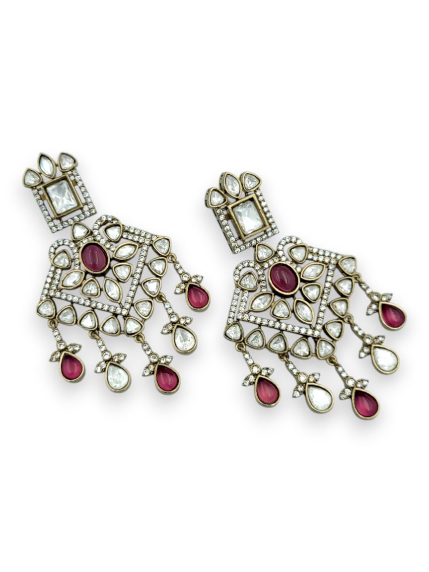 EARRING IN BOUTIQUE STYLE | DESIGN - 24201