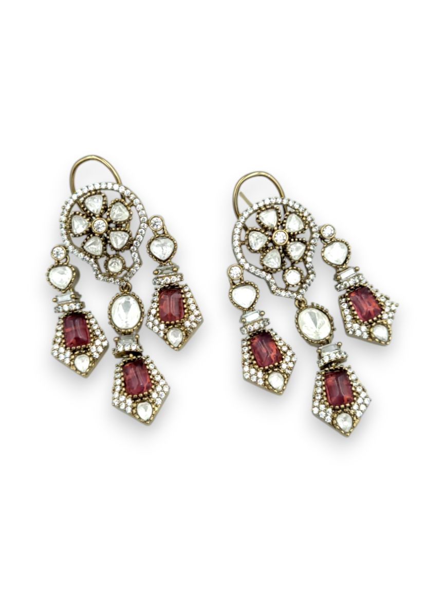 EARRING IN BOUTIQUE STYLE | DESIGN - 24239