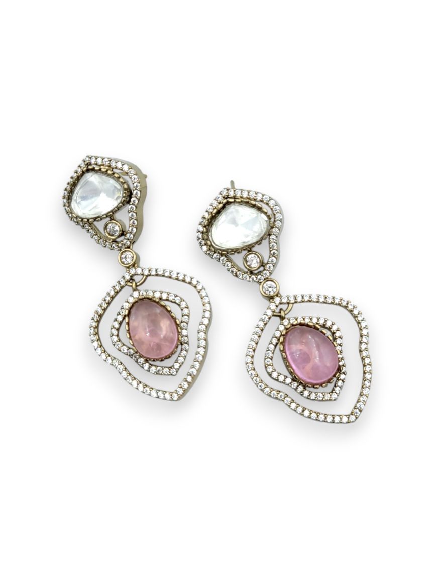 EARRING IN BOUTIQUE STYLE | DESIGN - 24317