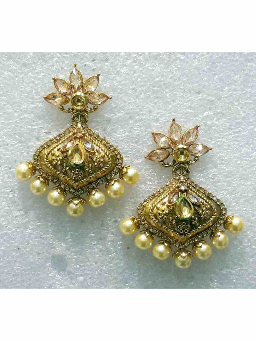 EARRING in CHECKERED POLKI Style | Design - 16066