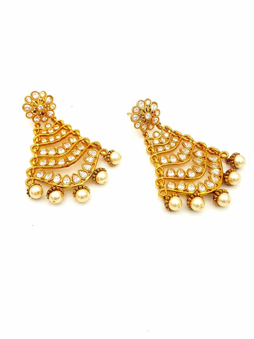 EARRING in CHECKERED POLKI Style | Design - 18141