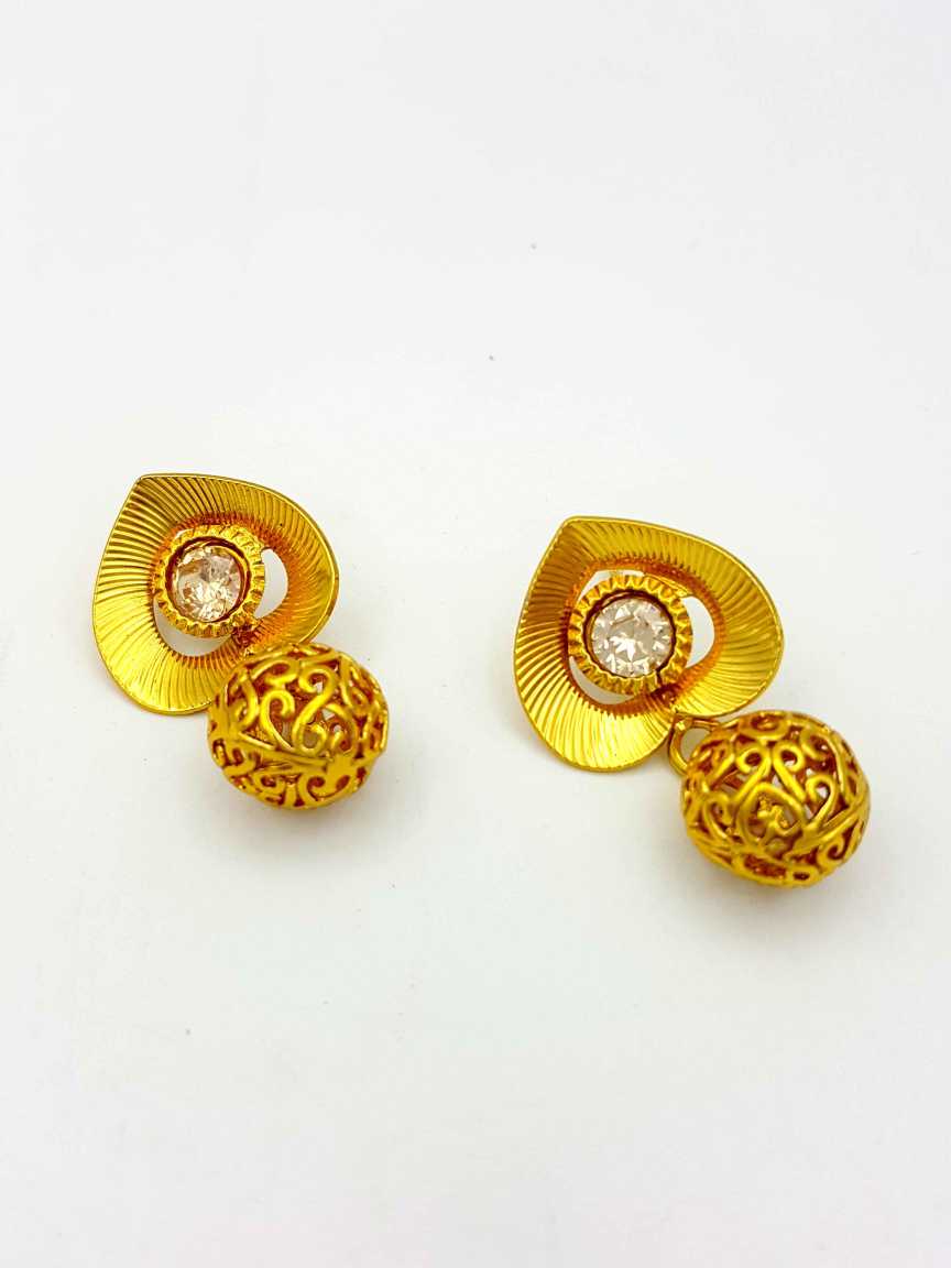 EARRING in CHECKERED POLKI Style | Design - 18200