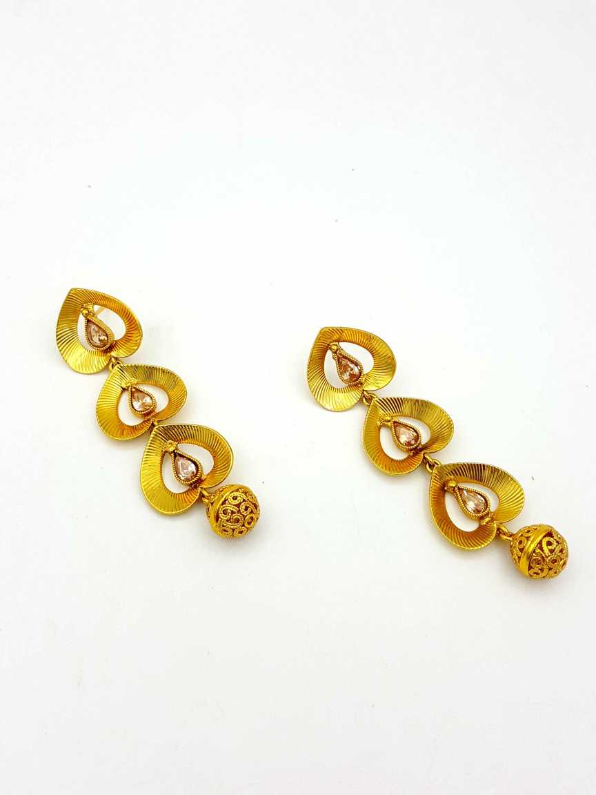 EARRING in CHECKERED POLKI Style | Design - 18201
