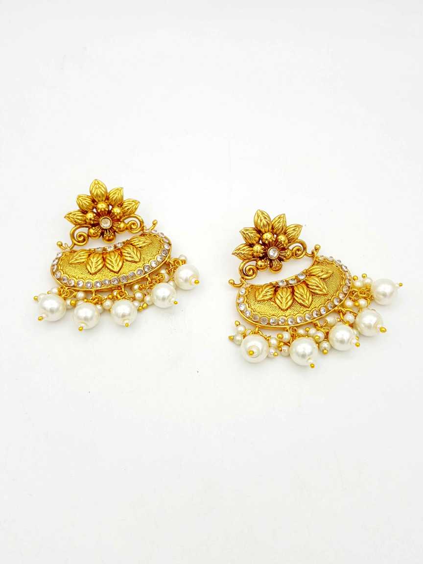 EARRING in CHECKERED POLKI Style | Design - 18495
