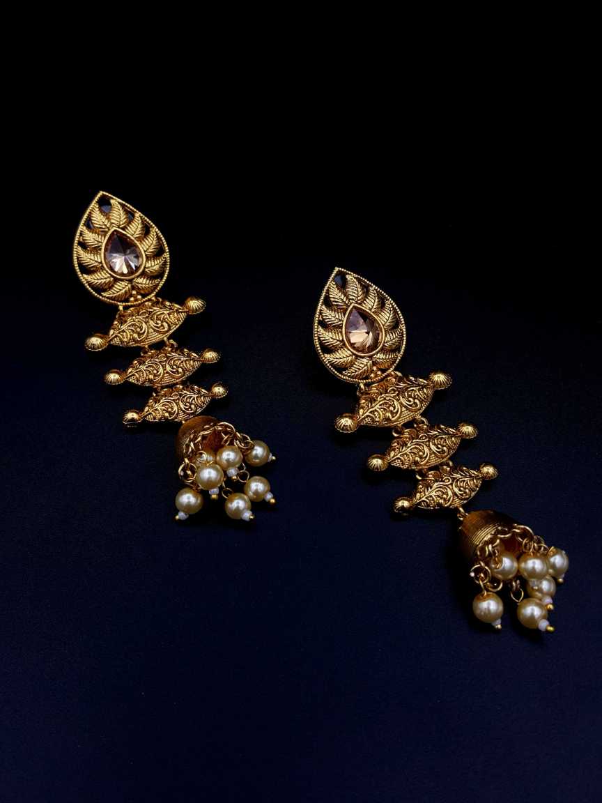 EARRING in CHECKERED POLKI Style | Design - 18538