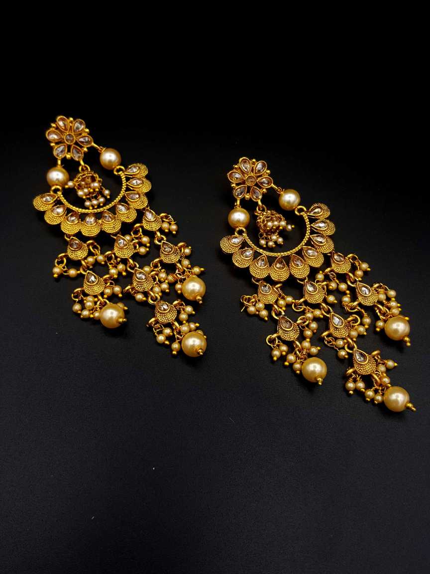 EARRING in CHECKERED POLKI Style | Design - 18539