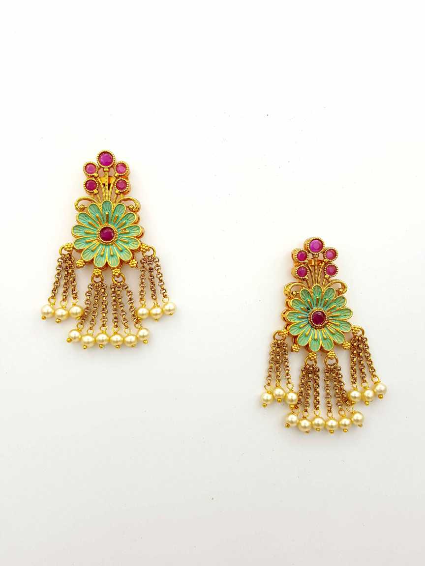 EARRING in CHECKERED POLKI Style | Design - 19115