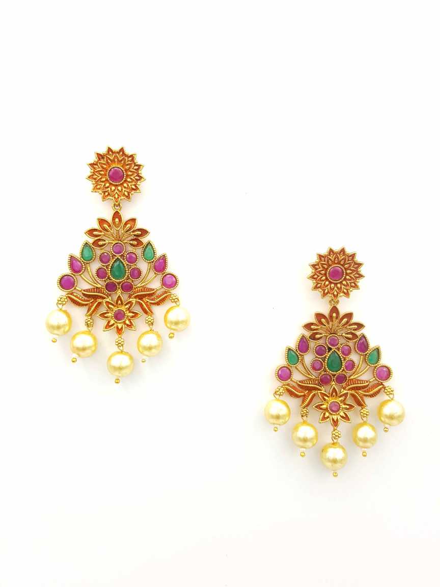 EARRING in CHECKERED POLKI Style | Design - 19360